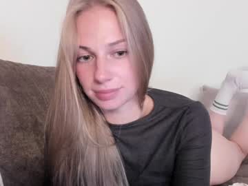 Бесплатный порно видеочат с девушкой magic_couple13